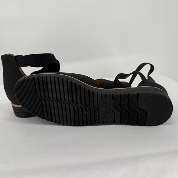 SOUL Naturalizer Intro Flat in a size 9 Black Closed Toe Sandal Comfort - Picture 6 of 10